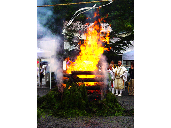 柴燈大護摩供養(さいとうおおごまくよう)